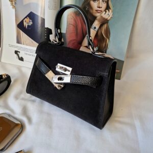Torebka damska Kelia Suede 21 zamszowa – czarna